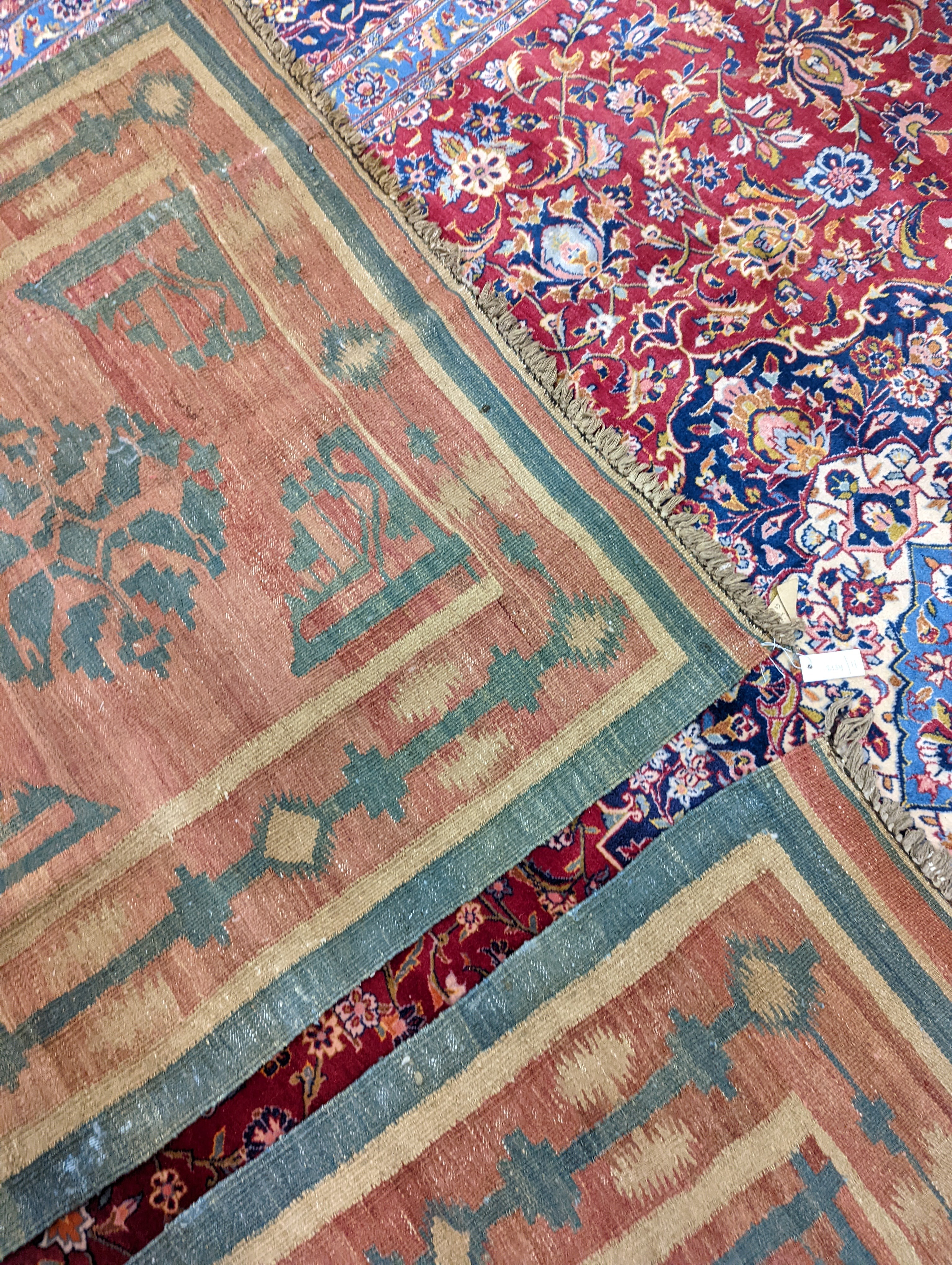 A Kelim carpet, 136 x 130cm